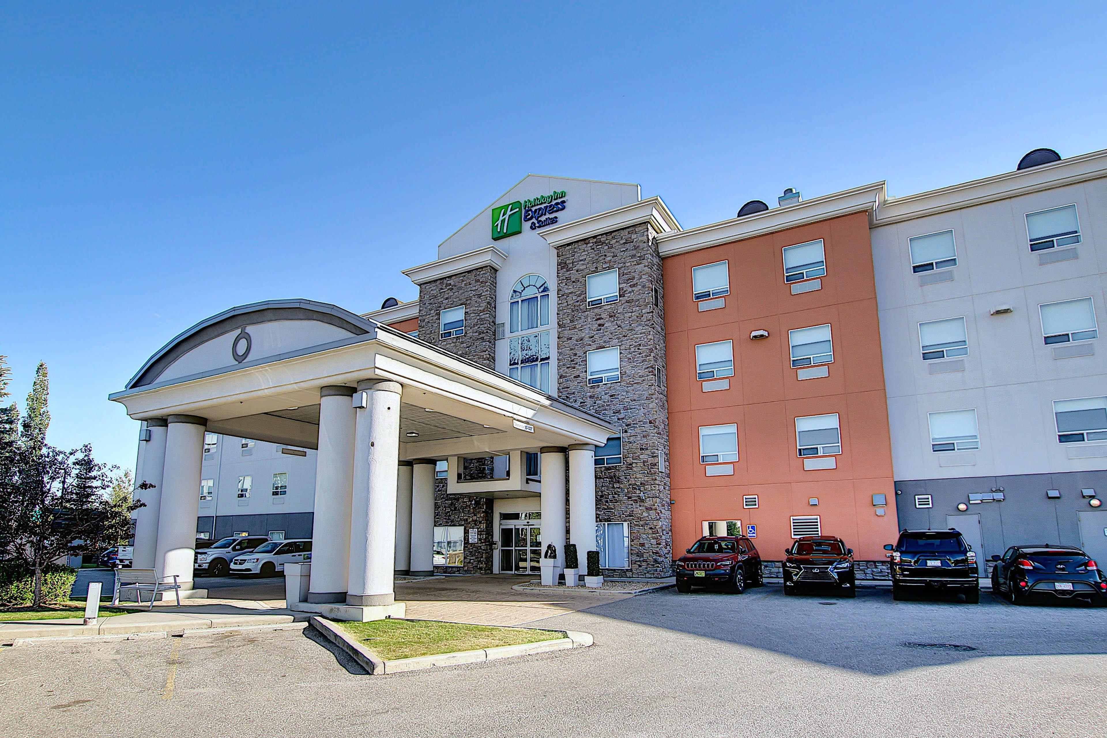 Holiday Inn Express Airport Calgary By Ihg Buitenkant foto