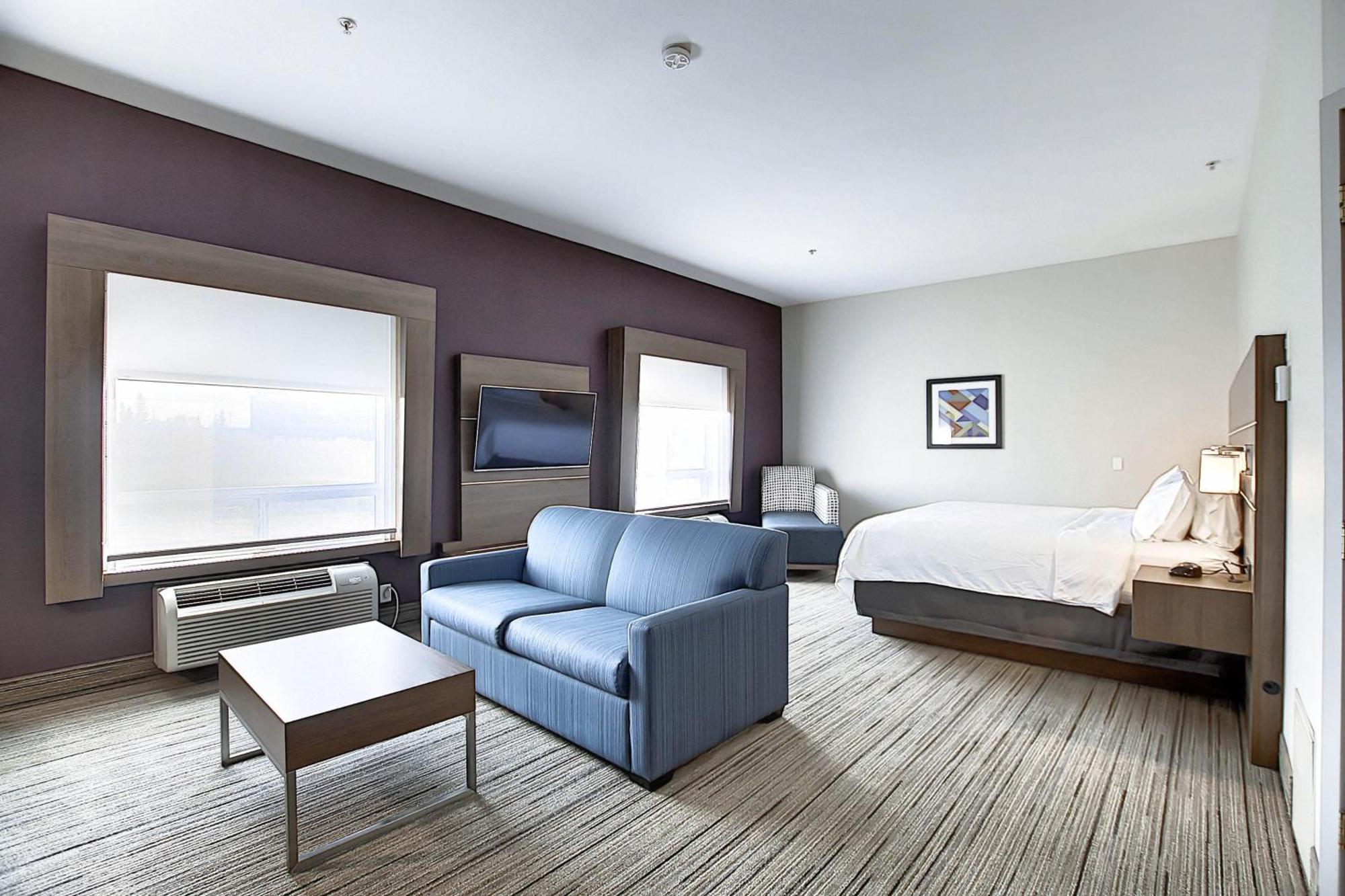 Holiday Inn Express Airport Calgary By Ihg Buitenkant foto